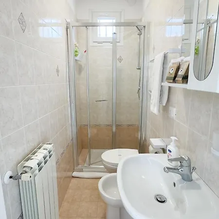 Casa Brezza Marina Apartment *