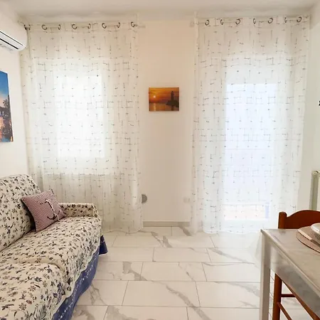 公寓 Casa Brezza Marina By Ca-sa Check *