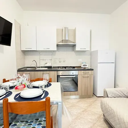 Casa Brezza Marina Apartment *